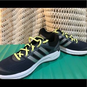 Adidas running shoes NEW Unworn.